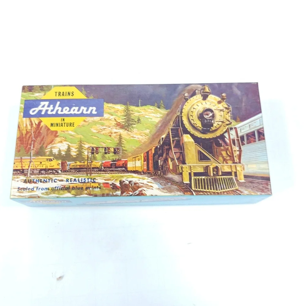 Athearn trains miniature